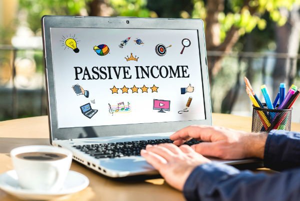10 Easy Passive Income Ideas for Authors in 2026